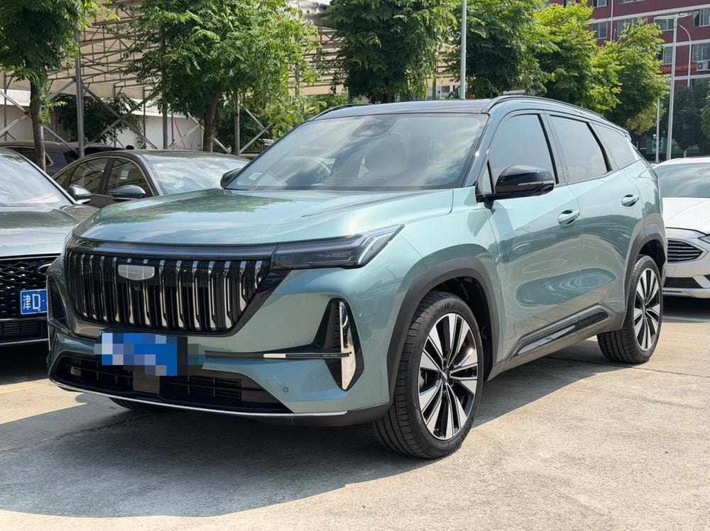 Geely Boyue L 2025 — фото автомобиля