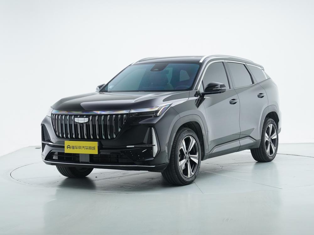 Geely Boyue L 2025 — фото автомобиля