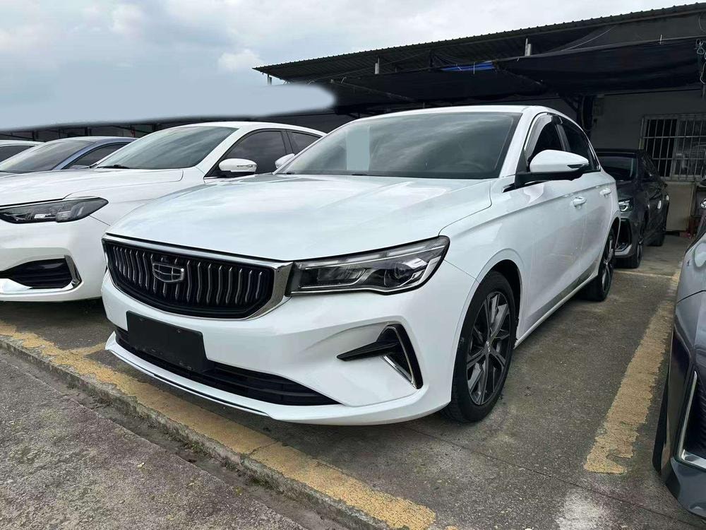Geely Emgrand 2023 — фото автомобиля