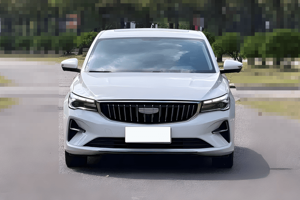 Geely Emgrand 2025 — фото автомобиля 1