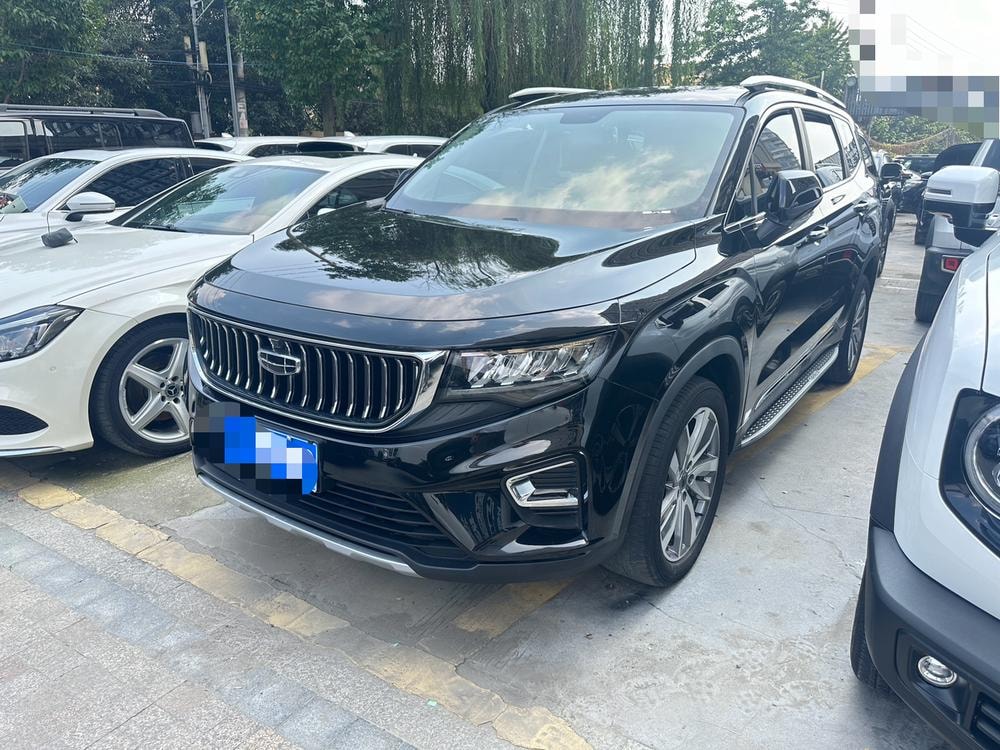 Geely Haoyue 2022 — фото автомобиля