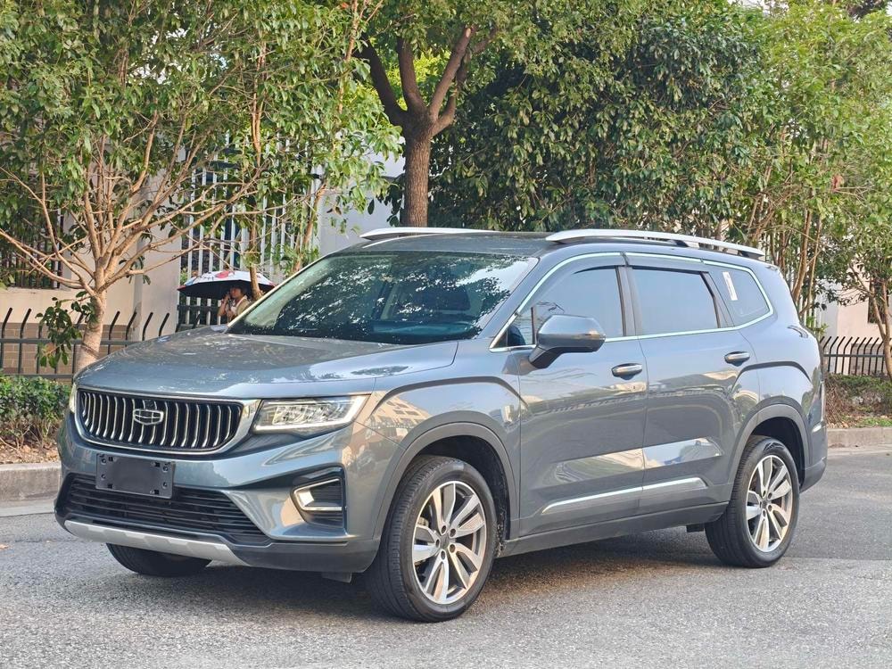 Geely Haoyue 2022 — фото автомобиля