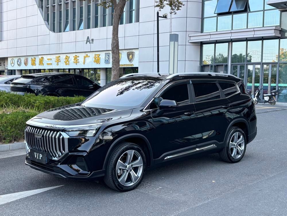 Geely Haoyue L 2024 — фото автомобиля 1