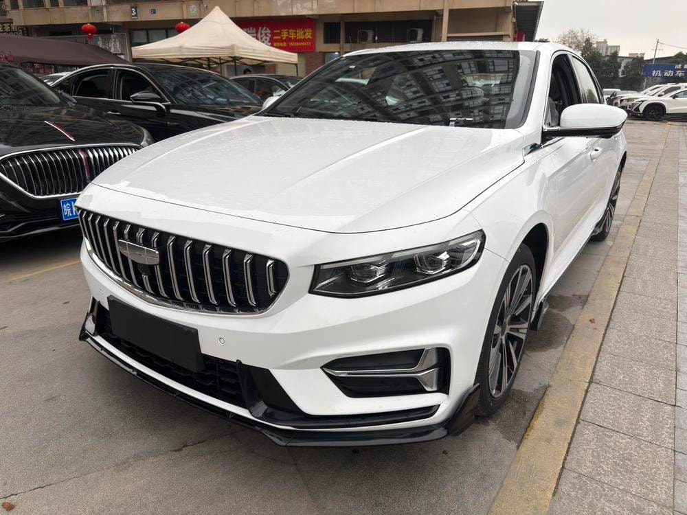 Geely Xingrui 2025 — фото автомобиля 1