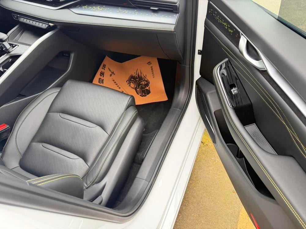Geely Xingrui 2023 — фото автомобиля