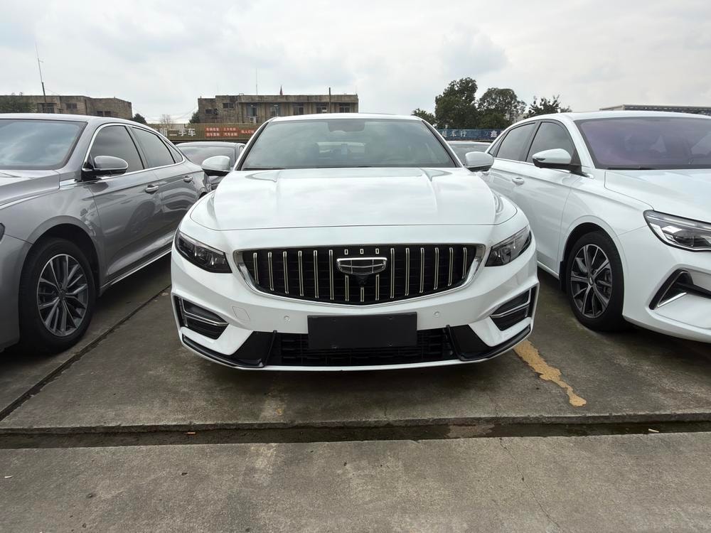 Geely Xingrui 2023 — фото автомобиля 1