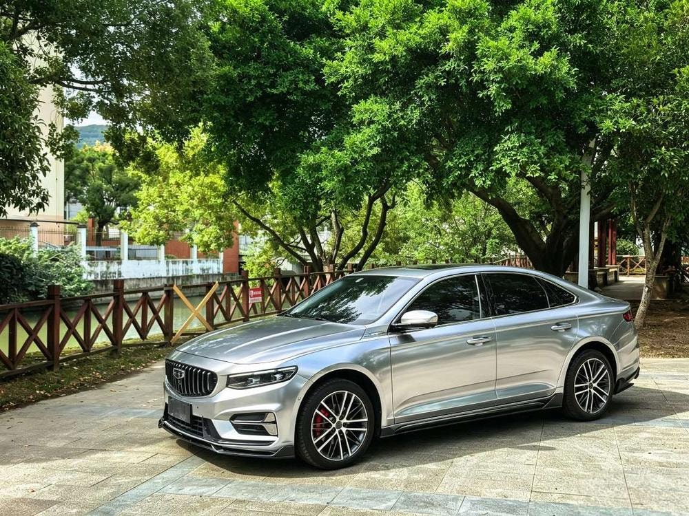 Geely Xingrui 2023 — фото автомобиля