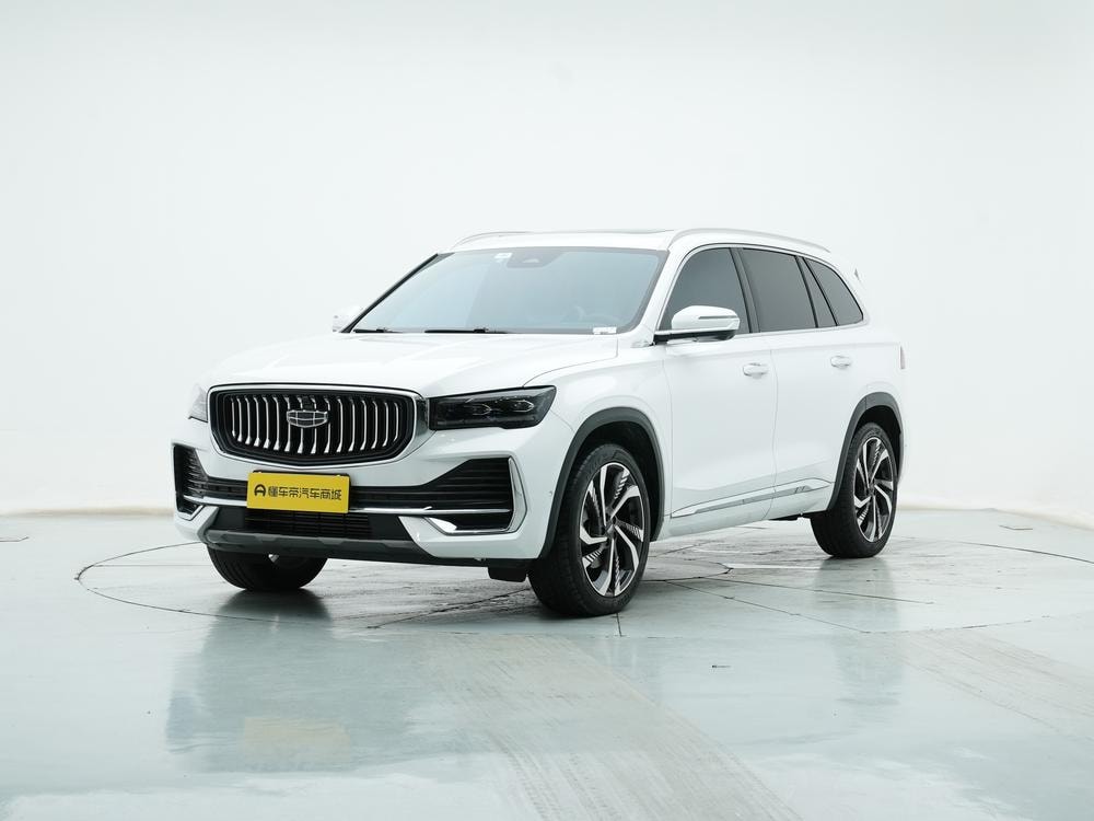 Geely Xingyue L 2021 — фото автомобиля 1