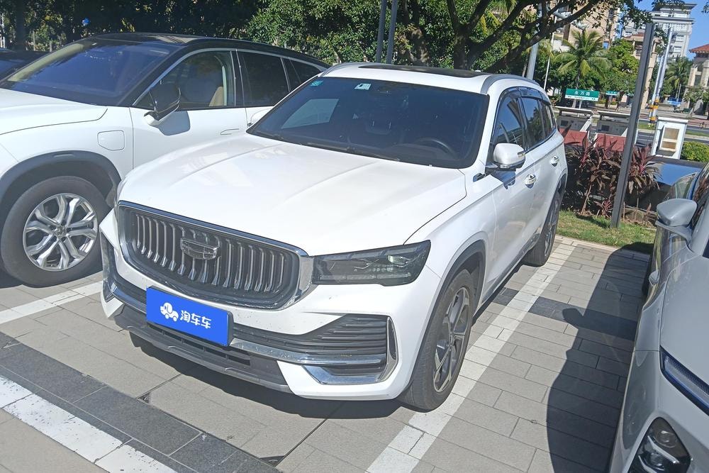 Geely Xingyue L 2021 — фото автомобиля 1