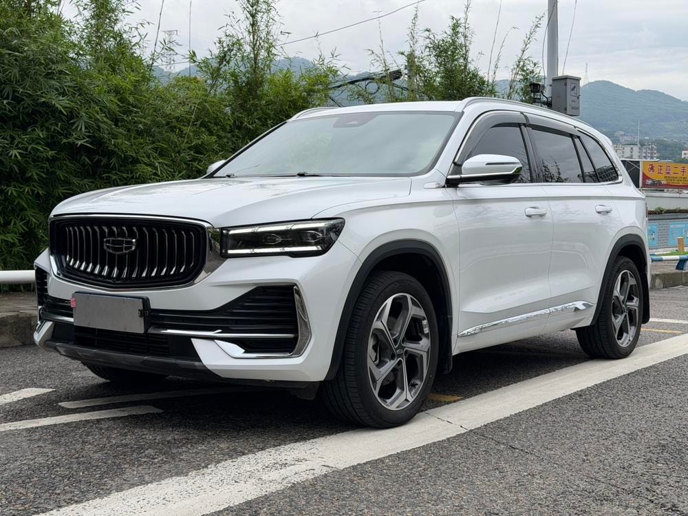 Geely Xingyue L 2024 — фото автомобиля 1