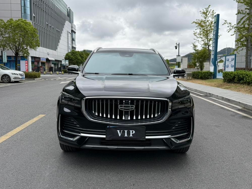 Geely Xingyue L 2024 — фото автомобиля 1
