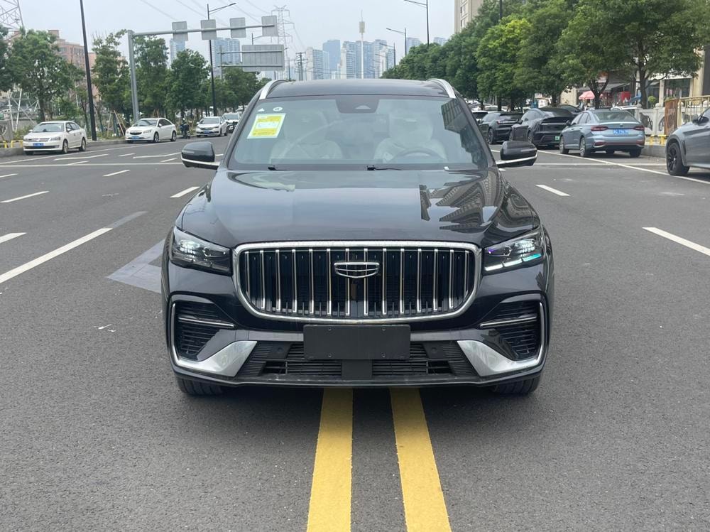 Geely Xingyue L 2025 — фото автомобиля