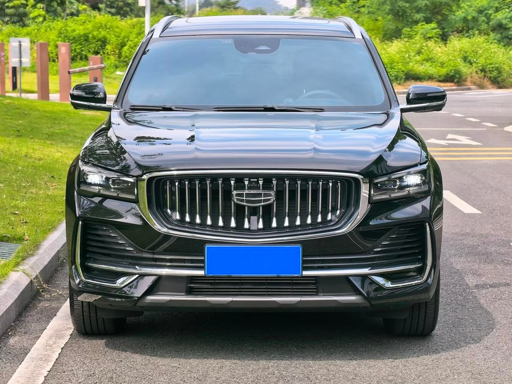 Geely Xingyue L 2025 — фото автомобиля