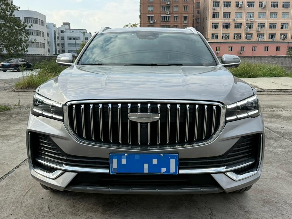 Geely Xingyue L 2025 — фото автомобиля 1