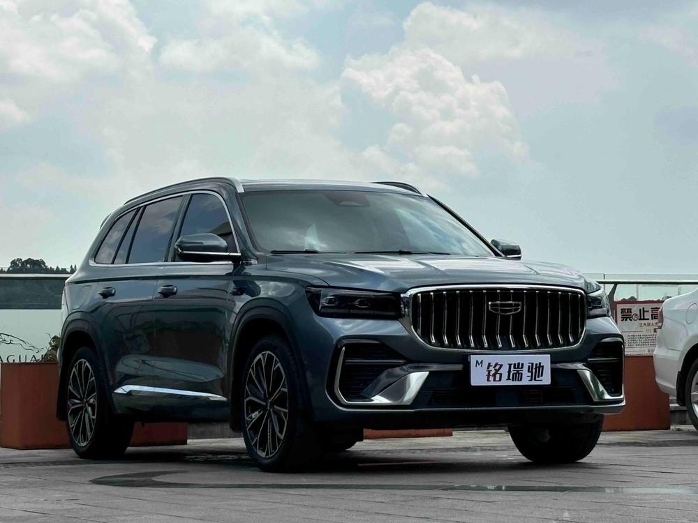Geely Xingyue L 2026 — фото автомобиля 1