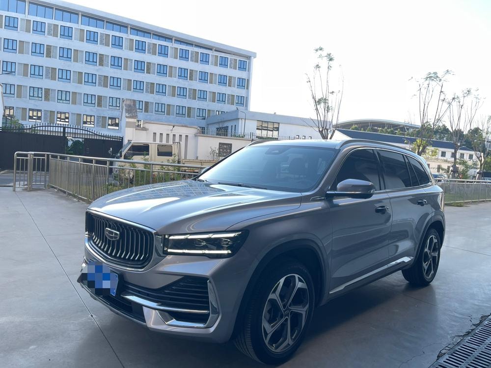 Geely Xingyue L 2024 — фото автомобиля 1