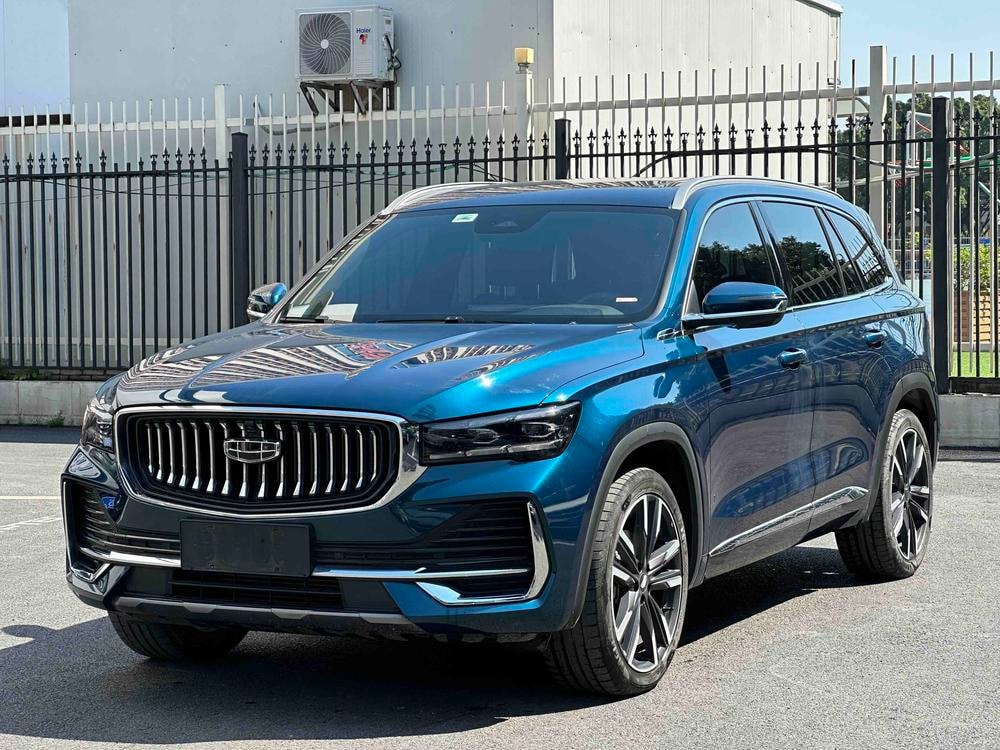 Geely Xingyue L 2021 — фото автомобиля 1