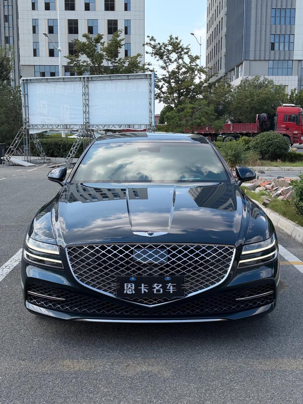 Genesis G80 2021 — фото автомобиля