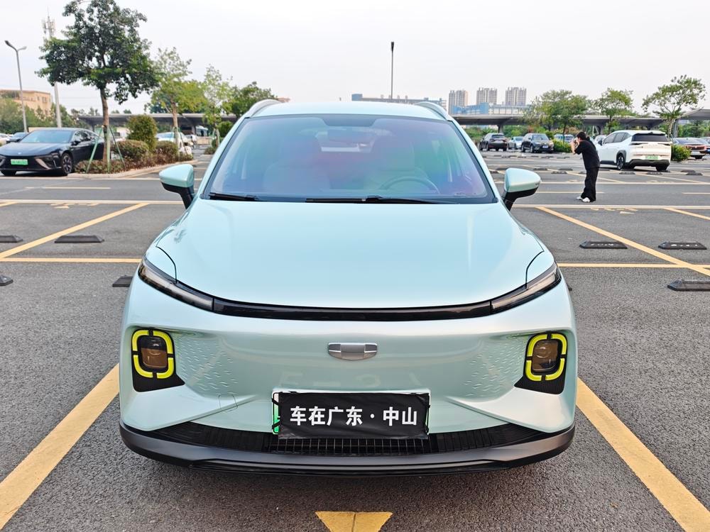 Geometry Geely Geometry E Firefly 2022 — фото автомобиля
