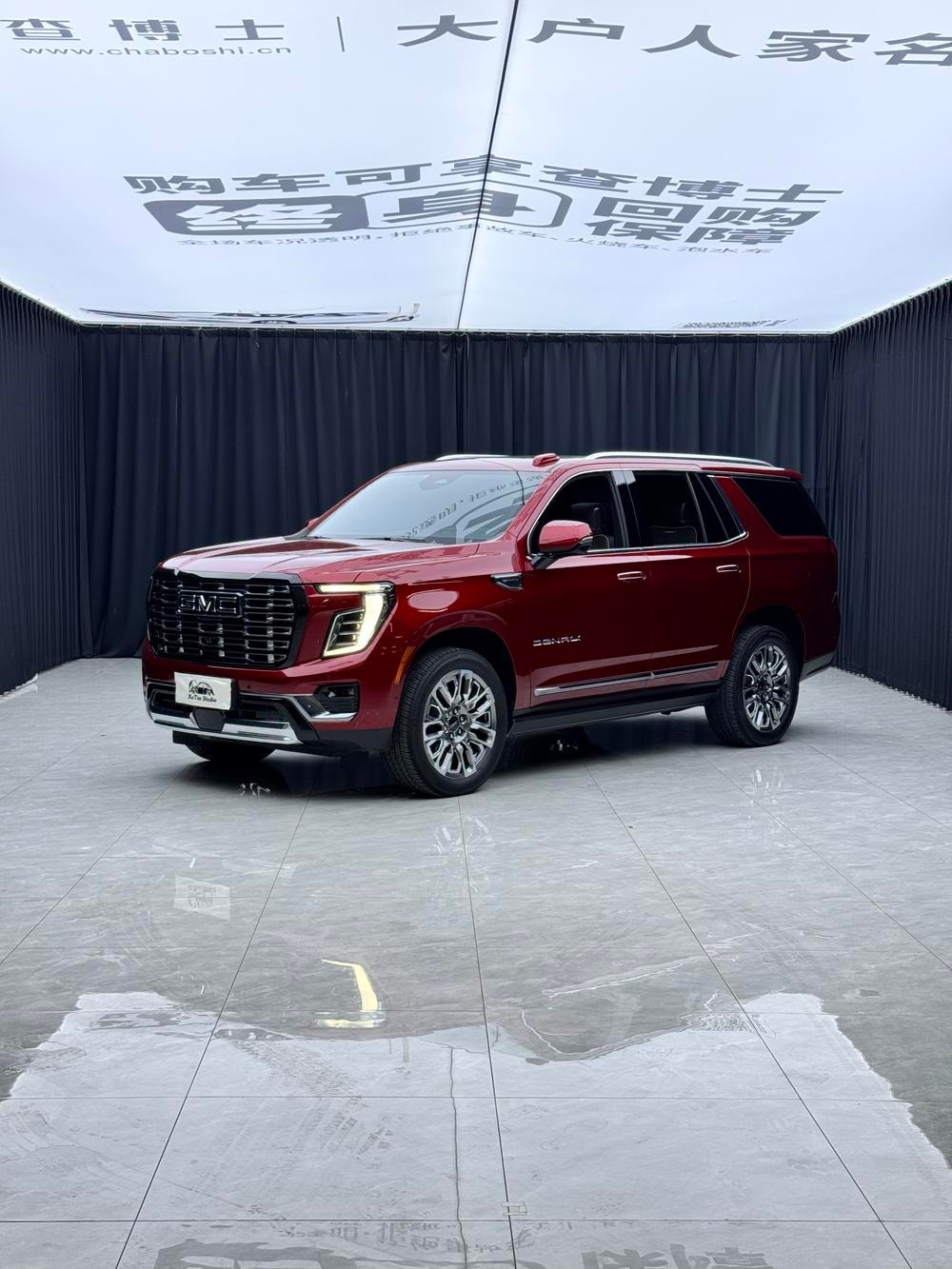 GMC Yukon 2025 — фото автомобиля
