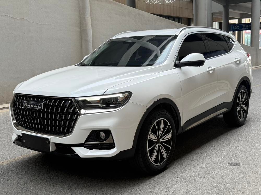 Haval H6 2023 — фото автомобиля 1