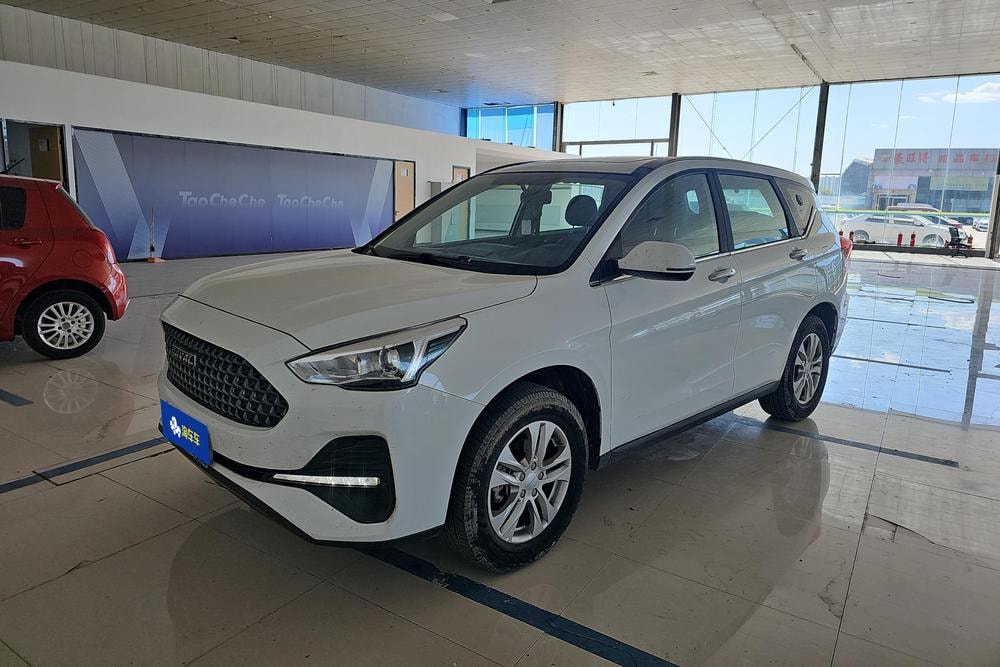 Haval M6 2019 — фото автомобиля