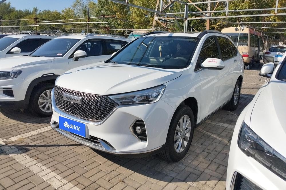 Haval M6 2021 — фото автомобиля