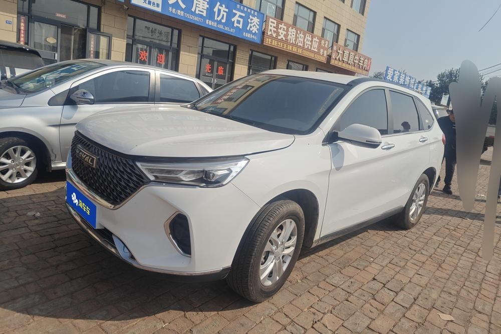 Haval M6 2023 — фото автомобиля 1