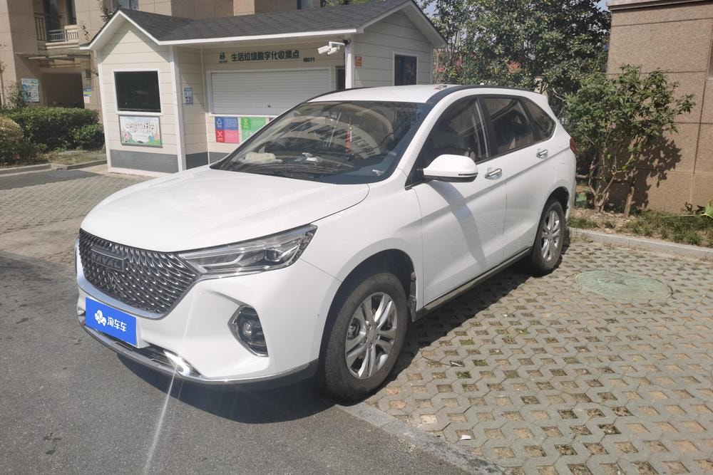 Haval M6 2021 — фото автомобиля 1