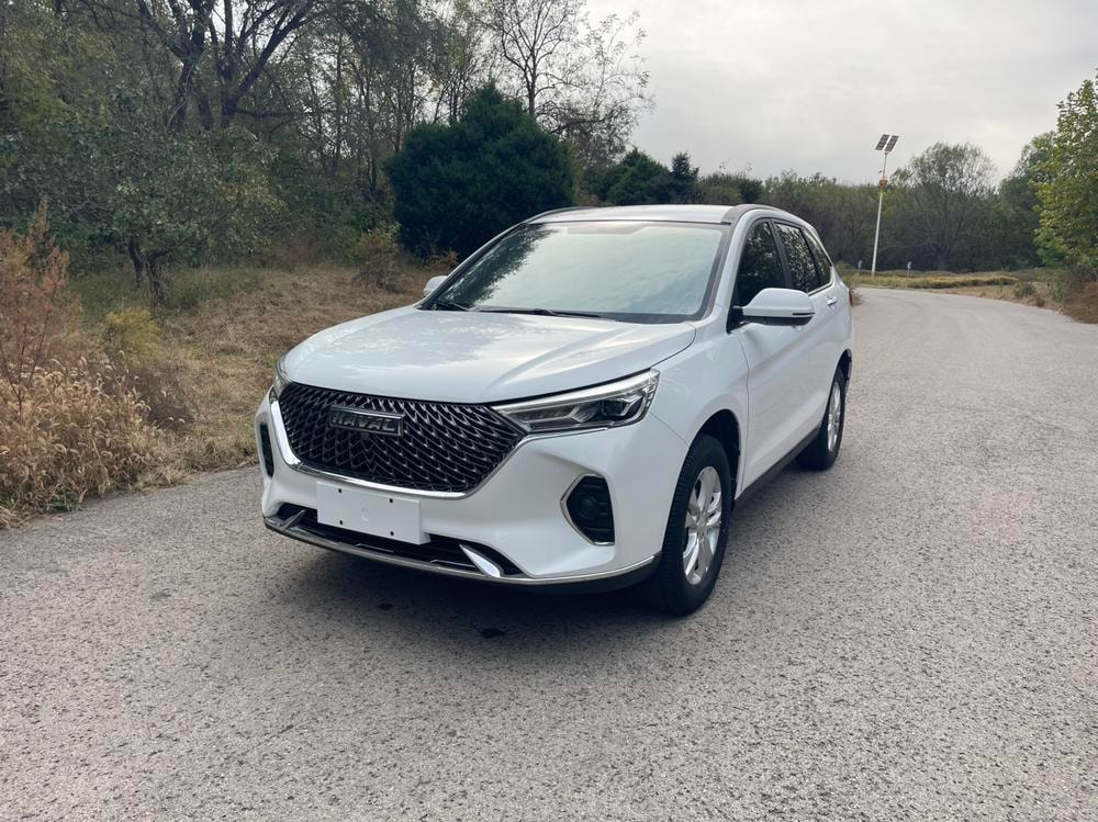 Haval M6 2023 — фото автомобиля