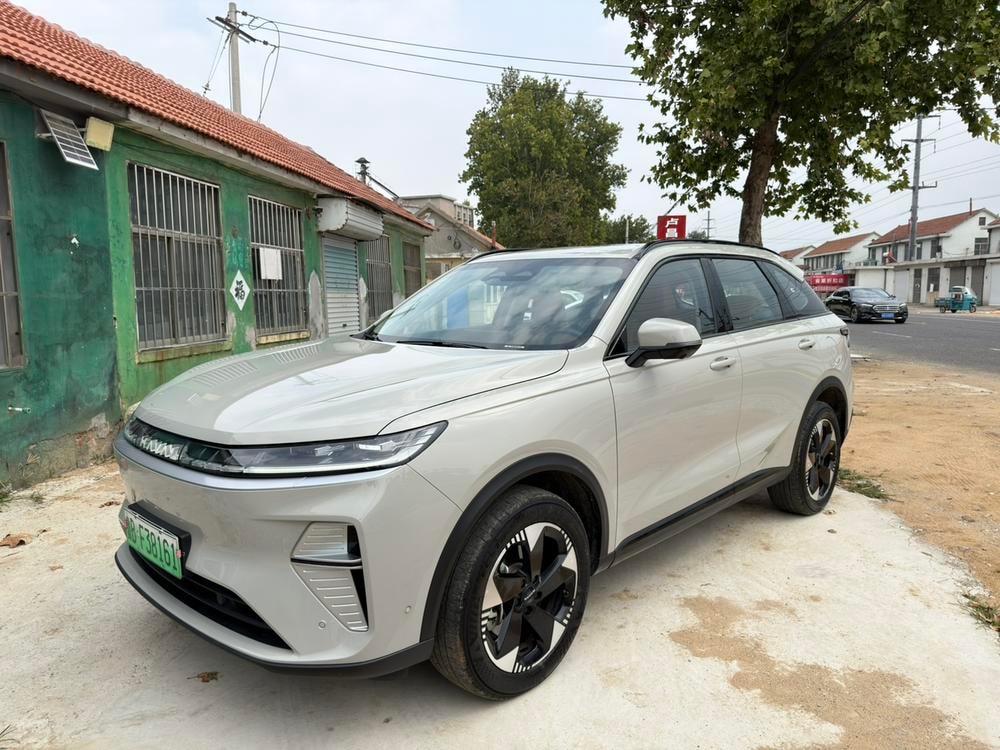 Haval Xiaolong MAX 2025 — фото автомобиля 1