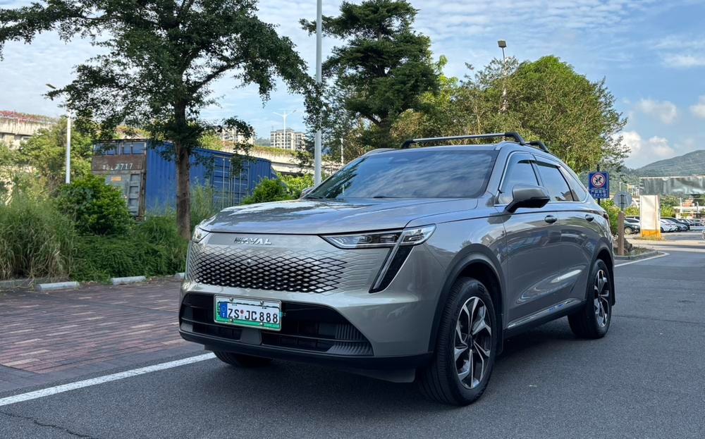 Haval Xiaolong MAX 2023 — фото автомобиля 1