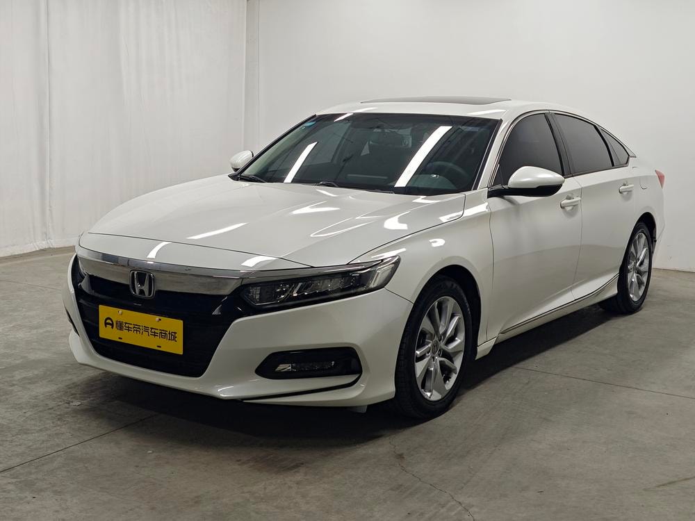 Honda Accord 2018 — фото автомобиля 1