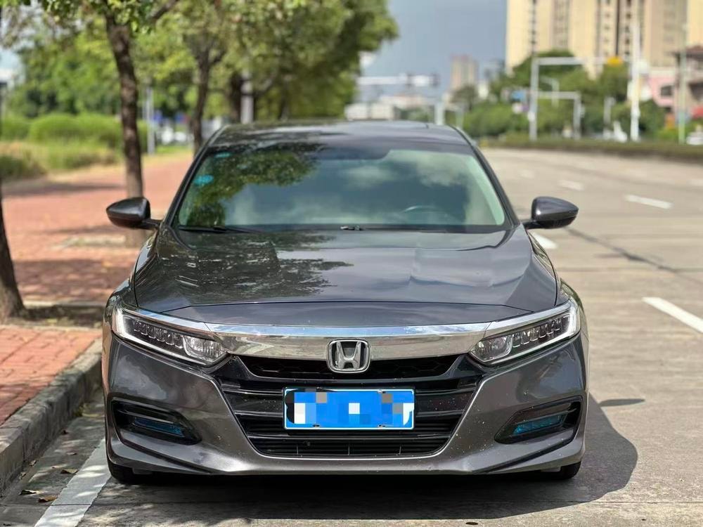 Honda Accord 2018 — фото автомобиля 1