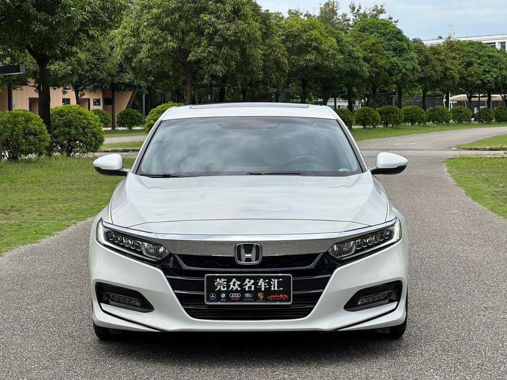 Honda Accord 2018 — фото автомобиля 1