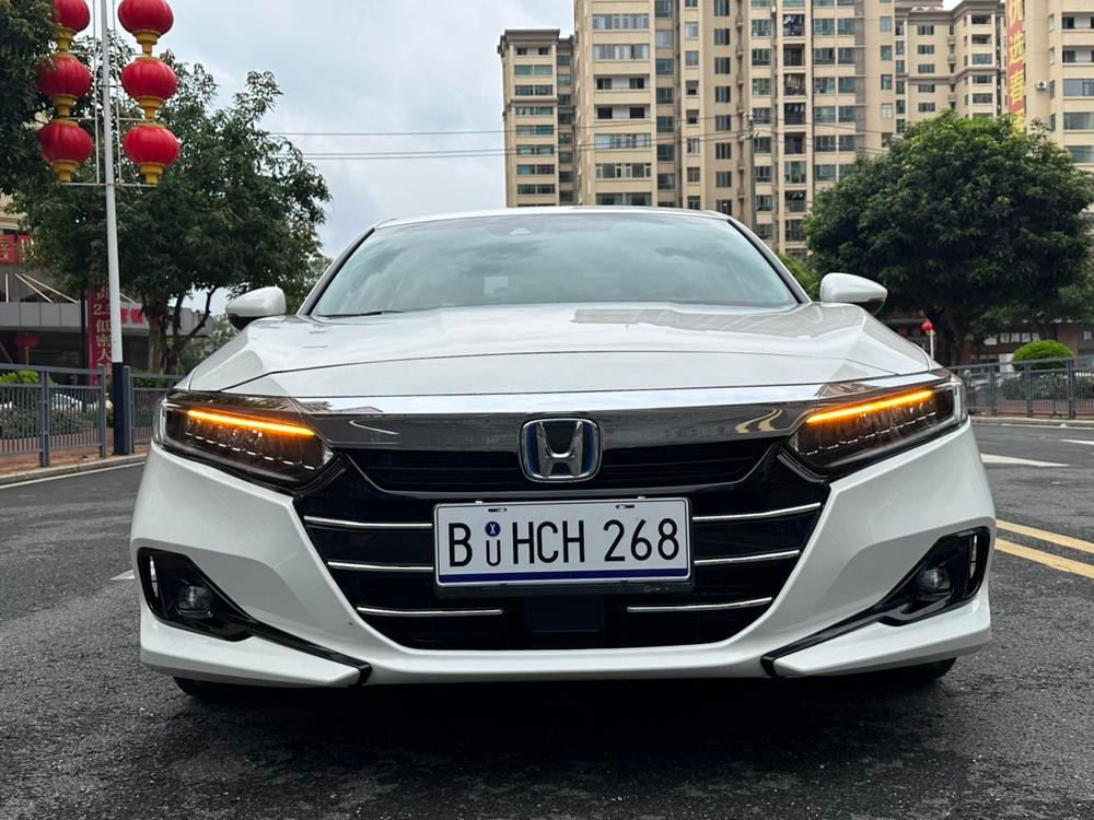 Honda Accord 2022 — фото автомобиля