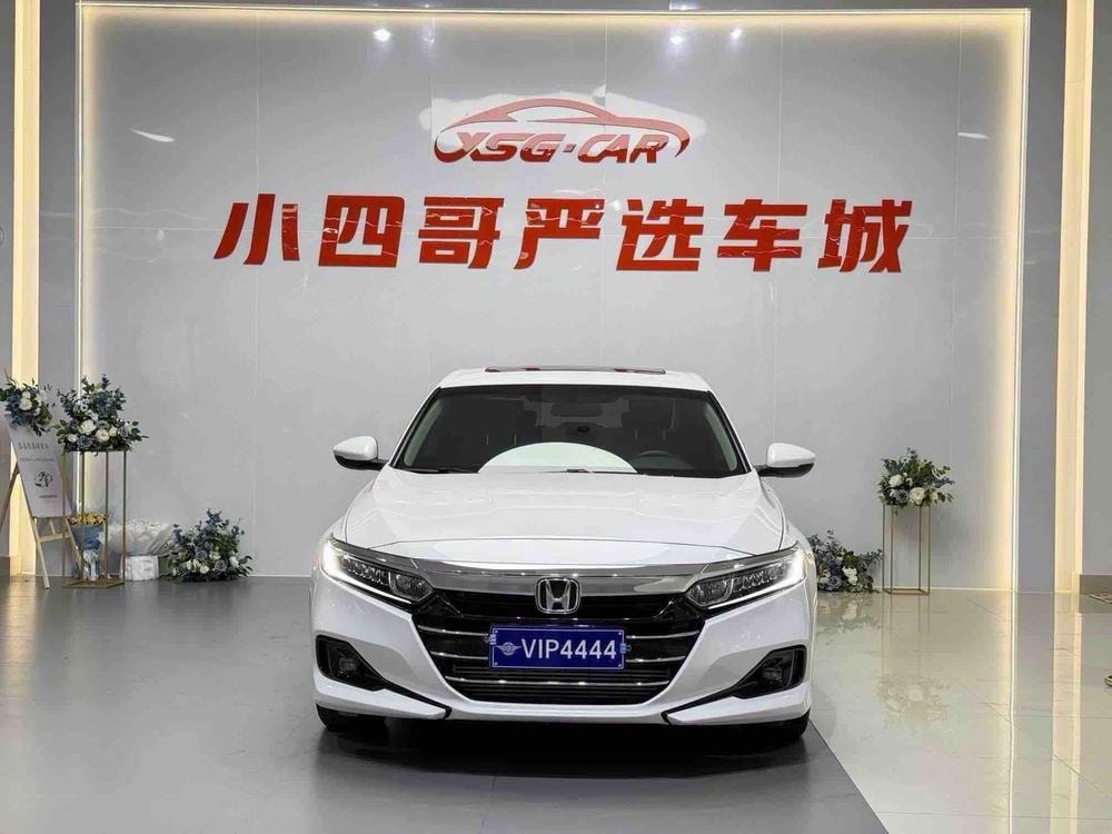Honda Accord 2022 — фото автомобиля 1