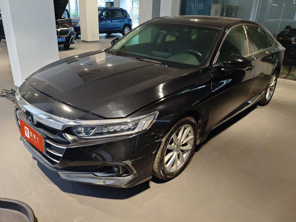 Honda Accord 2022 — фото автомобиля