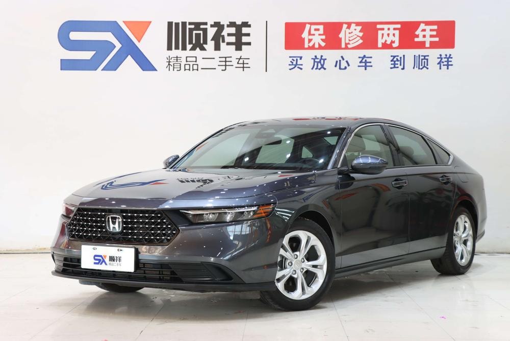 Honda Accord 2023 — фото автомобиля 1