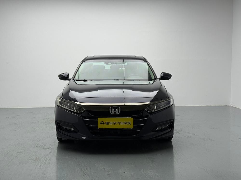 Honda Accord 2021 — фото автомобиля 1