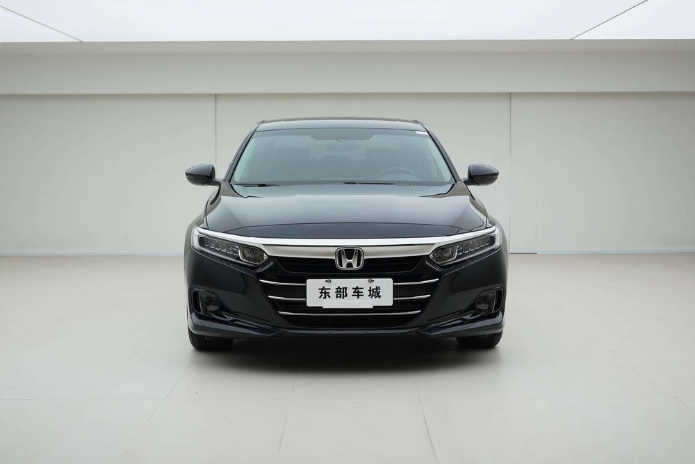 Honda Accord 2022 — фото автомобиля 1