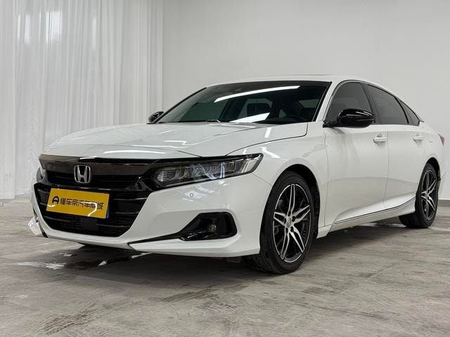 Honda Accord 2022 — фото автомобиля