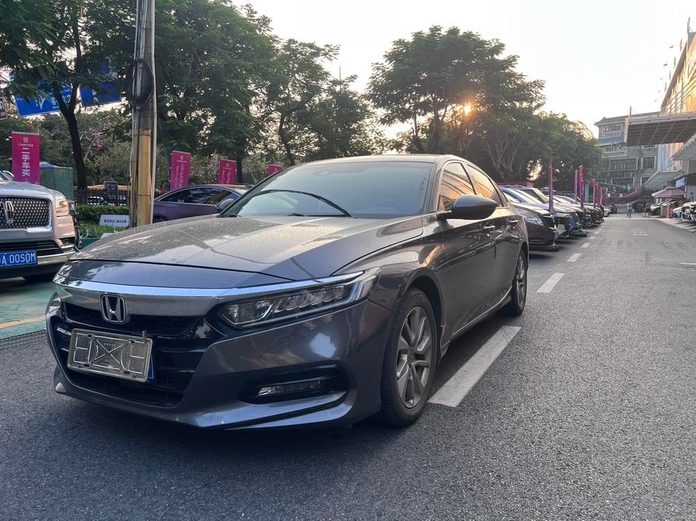 Honda Accord 2021 — фото автомобиля