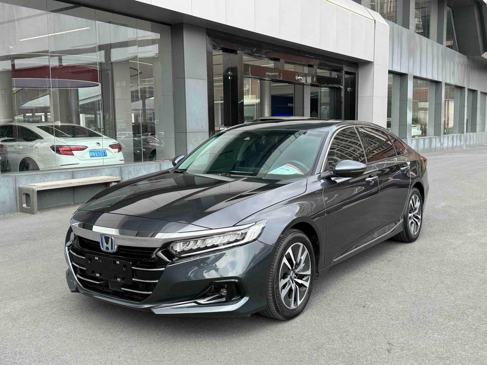 Honda Accord 2022 — фото автомобиля