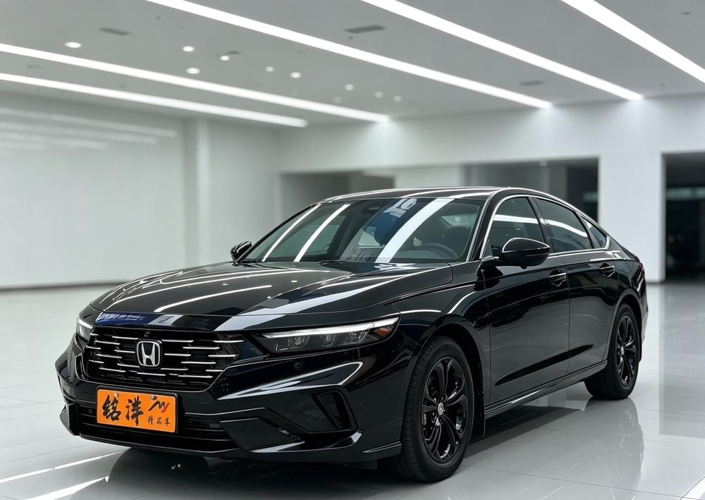 Honda Accord 2025 — фото автомобиля
