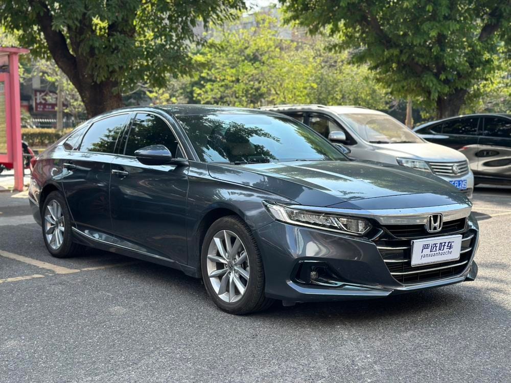 Honda Accord 2022 — фото автомобиля