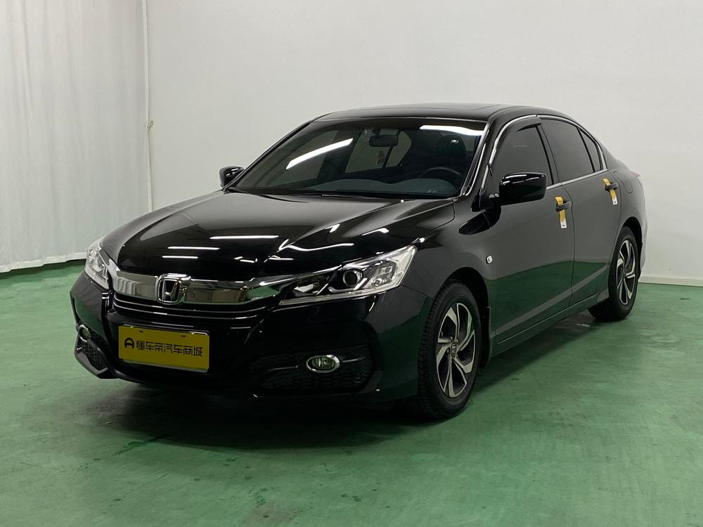 Honda Accord 2016 — фото автомобиля