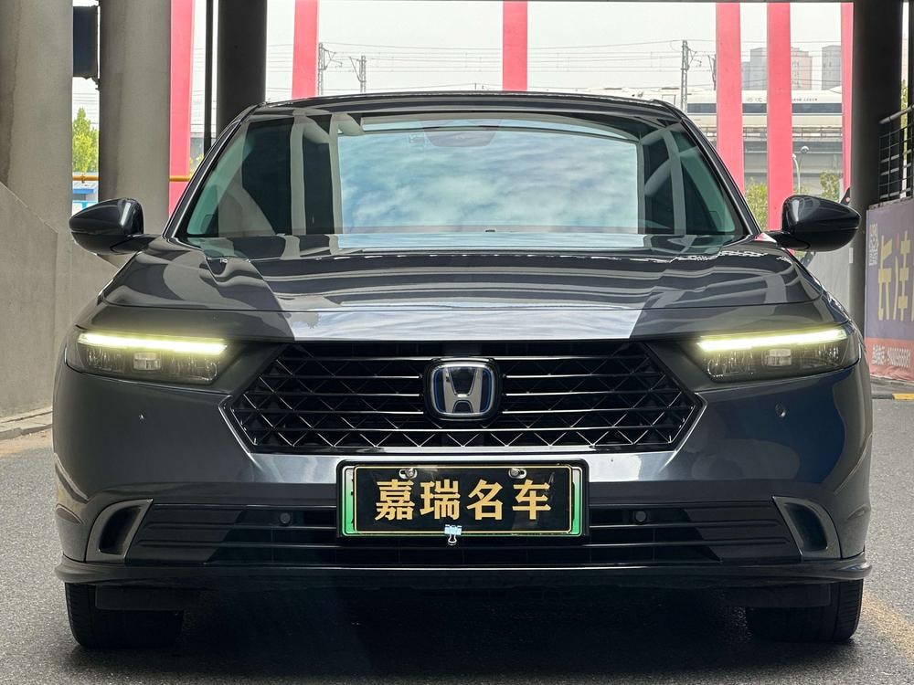 Honda Accord PHEV 2023 — фото автомобиля