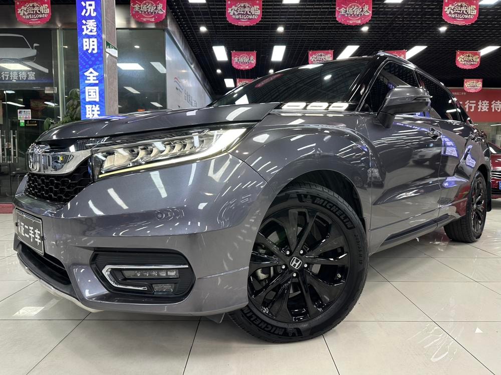 Honda Avancier 2017 — фото автомобиля