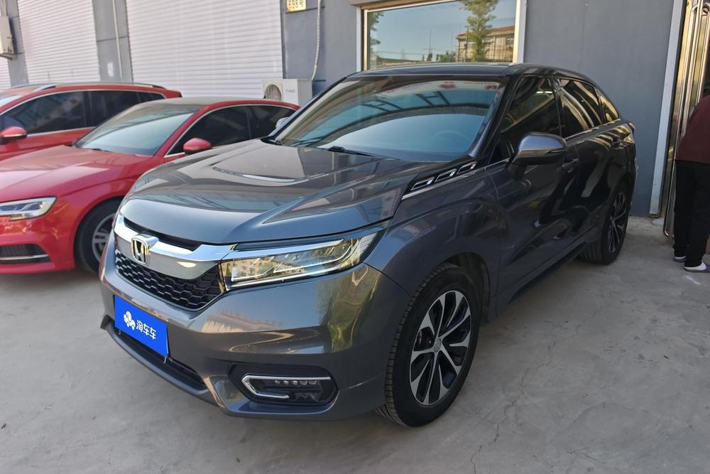 Honda Avancier 2017 — фото автомобиля 1